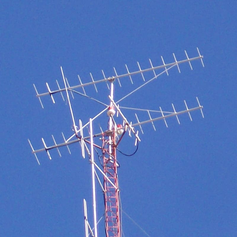 antena-direccional-vhf-350-520_01_2.jpg